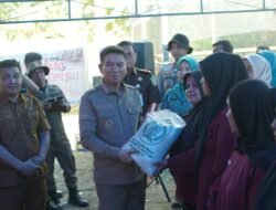 Bupati Irham Luncurkan Program Bantuan Pangan dan Penanaman Cabai untuk Masyarakat